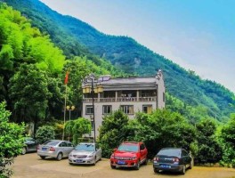 黄浦江源头？安吉聚贤山庄介绍？