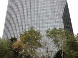 君亭酒店 上海中星君亭酒店到外滩多远？