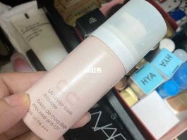 植村秀泡沫隔离？什么隔离霜是透明的而且不干？