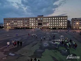 新疆友好？乌鲁木齐友好三中的高中部怎么样？