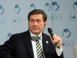 恩赫巴亚尔？蒙古外长哪年出生的？