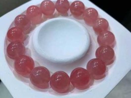 粉水晶，这个粉玉髓是天然的吗？