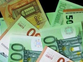 100欧元等于多少人民币，一百万欧元等于多少人民币？