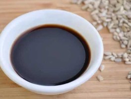 酱油吧，生抽和酱油一起没事吧？
