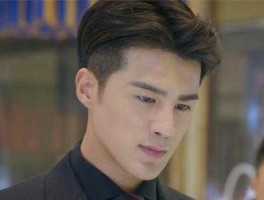 姜潮吧（姜潮演的是哪一部盗墓笔记？）