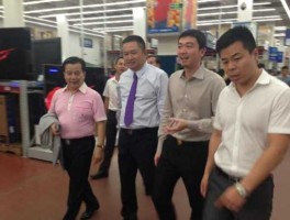 林俊？花都新世纪酒店的老板是圣地林俊么？