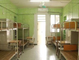 插坐学院 广东交通职业技术学院宿舍用的什么插座？
