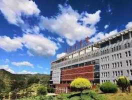 承德住宿？承德都有什么好高中？