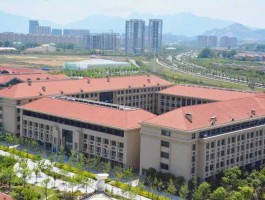 证券大学堂（山大中心校区属于什么区？）