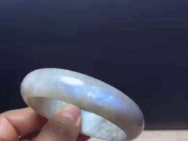 月光石价格 月光石手镯这个价钱买合适吗？