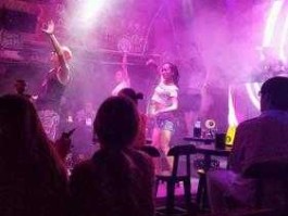 西安贴吧（西安市最好的慢摇吧是哪个？）