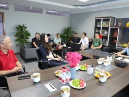 北京仁创科技集团有限公司，泉州市翔荣贸易有限公司介绍？