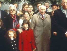 罗斯柴尔德家族现状（罗斯柴尔德家族现今是否还在？他们是犹太人吗？）