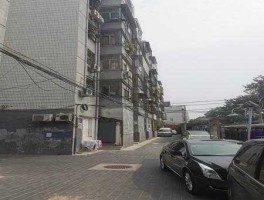 友好集团？友好集团小区3号楼改造有吗？太破旧了？