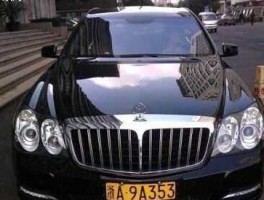 许世坛（许家印的三大座驾？）