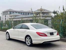 奔驰cls多少钱（奔驰四门轿跑cls300落地价？）