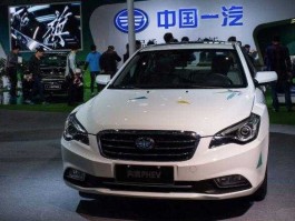 一汽夏利股票（中国一汽轿车~奔腾，低配置的多少钱一辆？那车如何？）