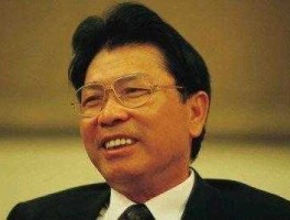 何享健 何享健判了多久？