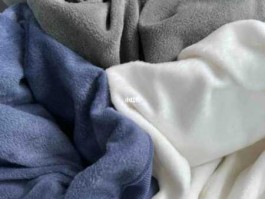 郑州拉拉吧（homebaby是服装什么牌子？）