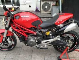 杜卡迪怪兽696多少钱 在中国杜卡迪696能不能上牌？