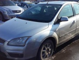 福克斯吧，福克斯开出去不丢人吧？