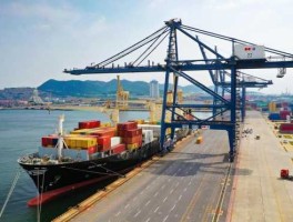 大连港务集团？大连最大码头？