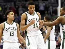 字母哥领衔NBA佳防守一阵（最强nba字母哥组合要谁？）