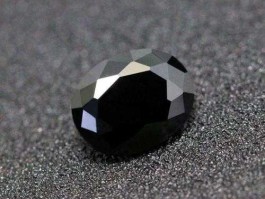 尖晶，黑尖石怎样？