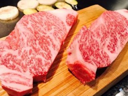 神户牛肉，神户牛肉的养殖方法？