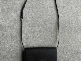 巴宝莉包包，BURBERRY品牌介绍？