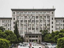 华东科技，华东科技大学是211吗？