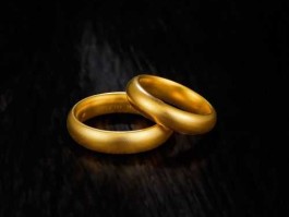 周六福黄金价格，六福珠宝今日黄金价格349元一克，我买了一枚戒指才两克，打了97折为什么总价钱要1174元，求解？