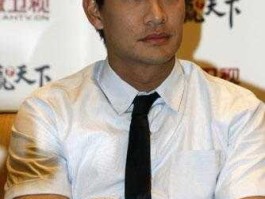 君万之争？天使之争男主角叫什么？