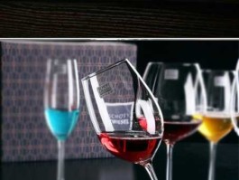 德力股份股票，国产跟进口的红酒杯都哪些牌子比较好？