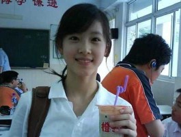 章泽天父亲 奶茶妹刘若英的故事？