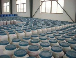 二甲苯？什么药水可以通过＂溶解＂塑料以让它们牢固粘合？