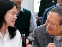 清华大学杨振宁逝世系谣言 杨振宁和翁帆有夫妻关系吗？