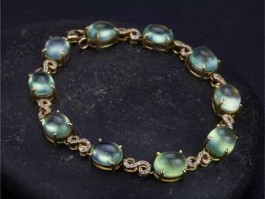 葡萄石？葡萄石可以晚上戴吗？