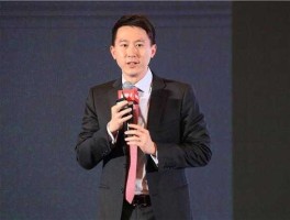 周受资 周受资会说中文吗？