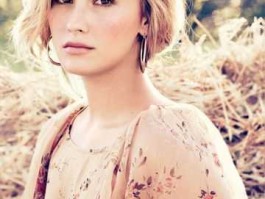 xfactor，德国版xfactor中短发女评委是谁？