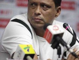 舜天吧 艾雷尔森·法里亚斯·德·莫拉的场外生活？