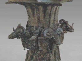 四羊方尊 四羊方尊的特点是什么？