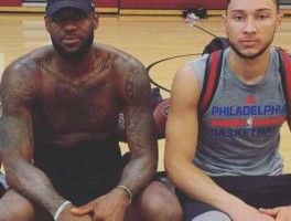 詹姆斯西蒙斯 西蒙斯和詹姆斯身高对比？