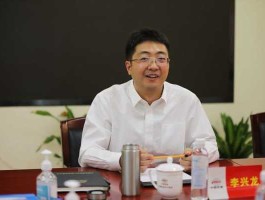 华联股份股票 北京华联的创始人是谁？